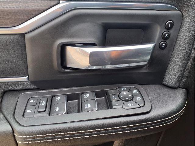 2026 Ram 3500 Laramie Crew Cab 4x4 8' Box