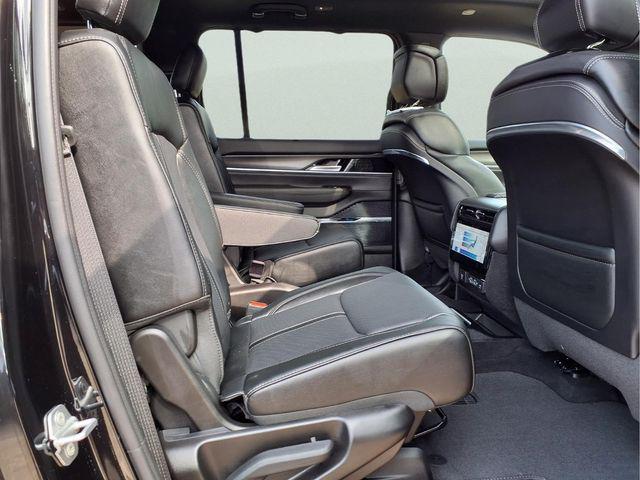 2026 Jeep Grand Wagoneer Summit Obsidian 4x4