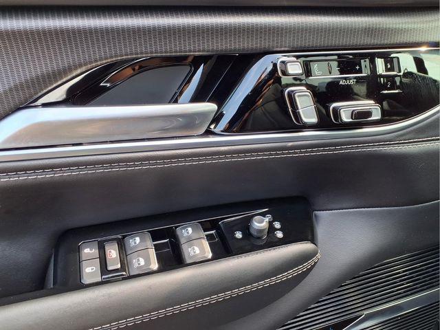 2026 Jeep Grand Wagoneer Summit Obsidian 4x4