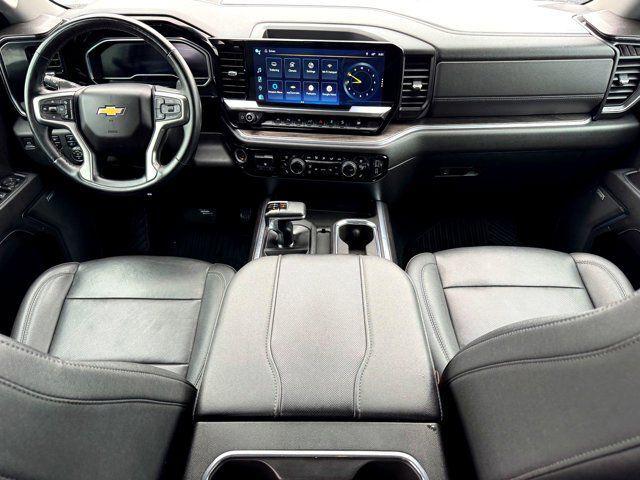 2023 Chevrolet Silverado 1500 4WD Crew Cab Short Bed LTZ