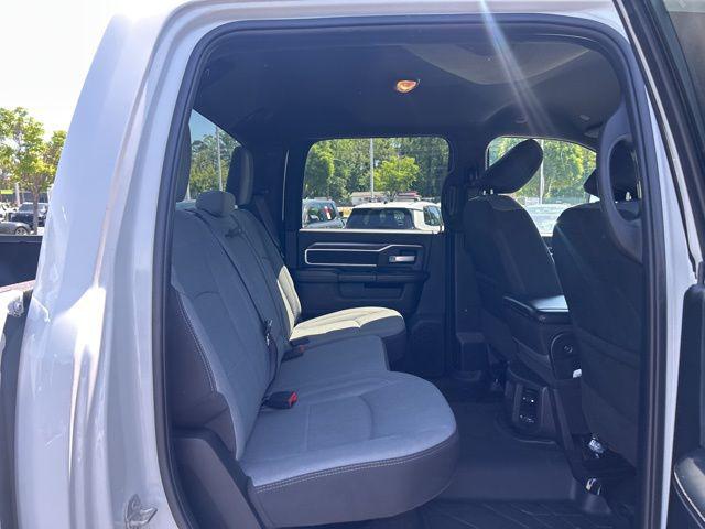 2024 Ram 3500 Big Horn Crew Cab 4x4 8' Box