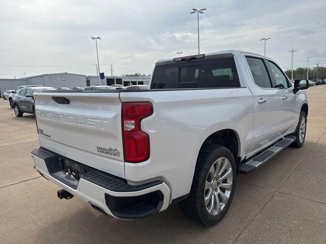2021 Chevrolet Silverado 1500 4WD Crew Cab Short Bed High Country