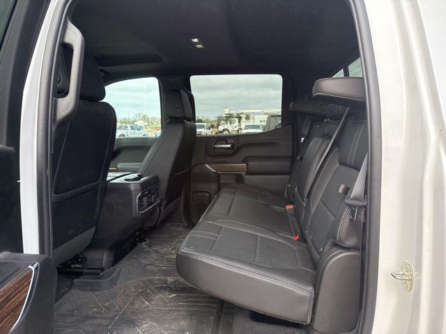 2021 Chevrolet Silverado 1500 4WD Crew Cab Short Bed High Country