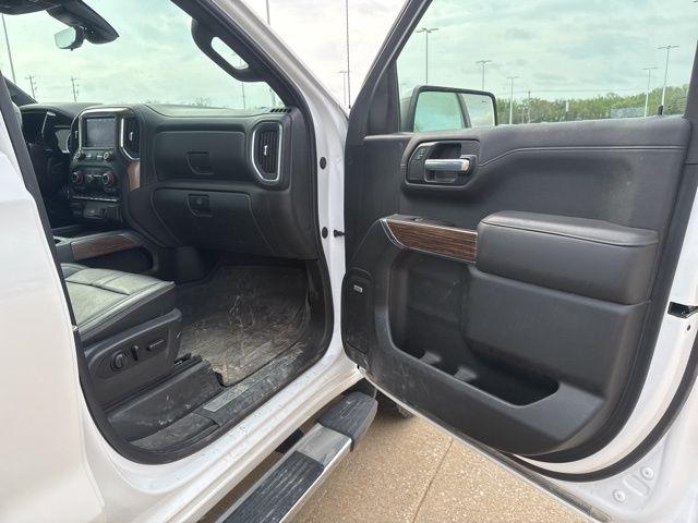 2021 Chevrolet Silverado 1500 4WD Crew Cab Short Bed High Country