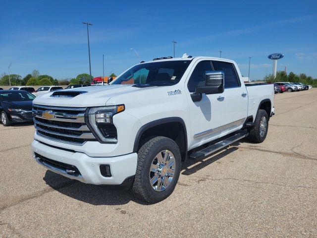 2026 Chevrolet Silverado 2500HD Crew Cab, Standard Bed, High Country, 4WD