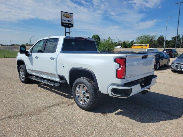 2026 Chevrolet Silverado 2500HD Crew Cab, Standard Bed, High Country, 4WD