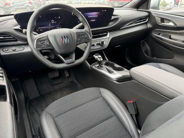 2025 Buick NV Preferred FWD