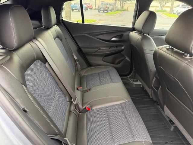 2025 Buick NV Preferred FWD