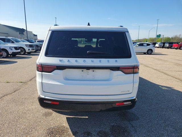 2024 Jeep Wagoneer Series II 4x2
