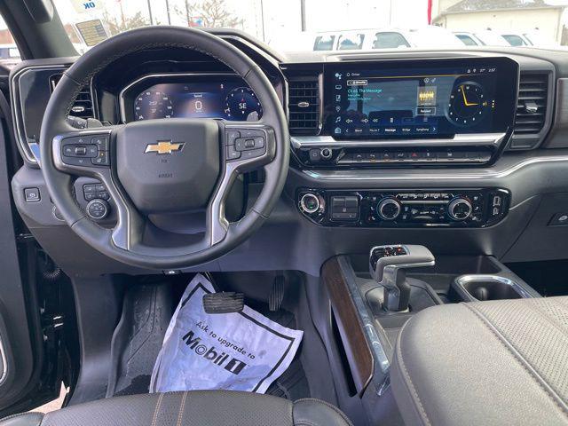 2024 Chevrolet Silverado 1500 4WD Crew Cab Short Bed High Country