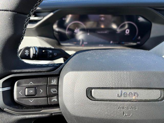 2026 Jeep Cherokee Laredo 4x4