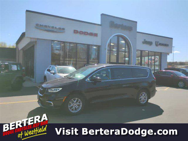 2024 Chrysler Pacifica Touring L for sale in Westfield, MA