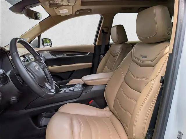 2023 Cadillac XT6 Premium Luxury