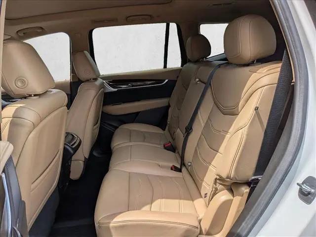 2023 Cadillac XT6 Premium Luxury