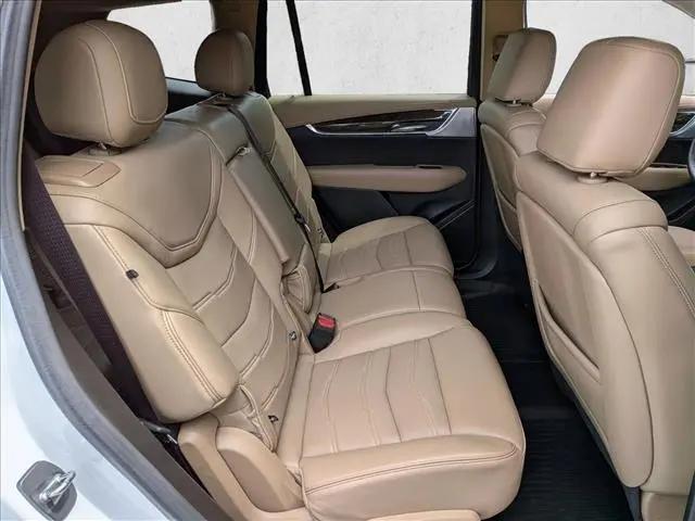 2023 Cadillac XT6 Premium Luxury