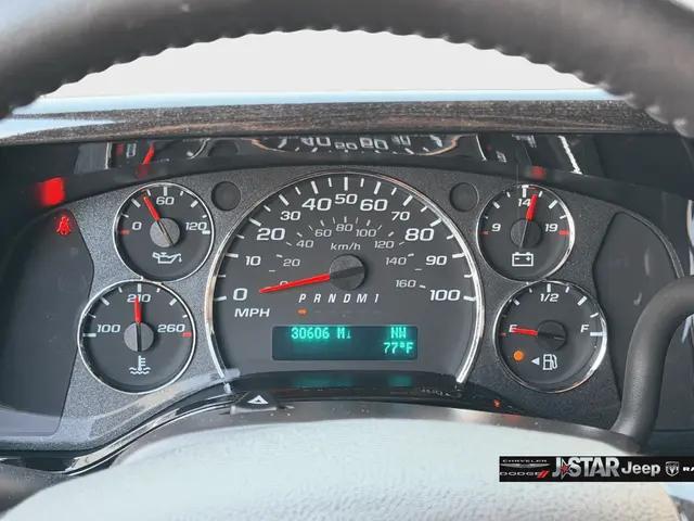 2024 GMC Savana Cargo RWD 2500 Extended Wheelbase Work Van
