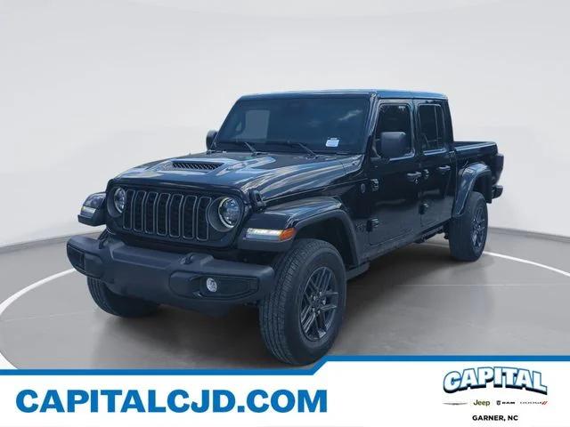 2026 Jeep Gladiator Sport S Auto's photo