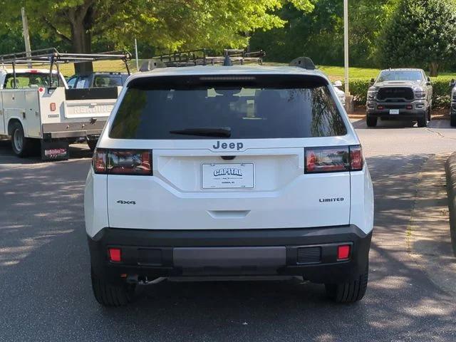 New 2026 Bright White Clear-Coat Exterior Paint Jeep Limited image 4