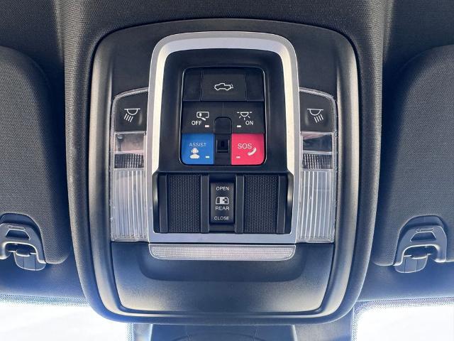 2023 Ram 1500 Laramie Crew Cab 4x4 5'7" Box