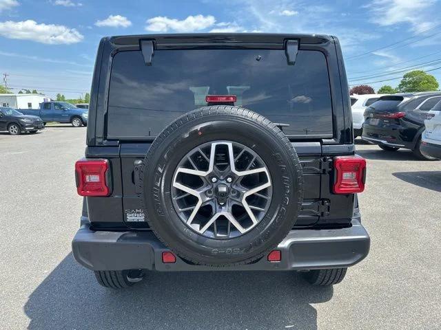 2026 Jeep Wrangler 4-Door Sahara 4x4