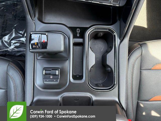 2024 GMC Sierra 1500 4WD Crew Cab Short Box AT4