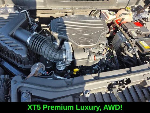 2021 Cadillac XT5 AWD Premium Luxury