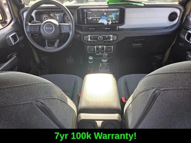 2025 Jeep Gladiator Sport