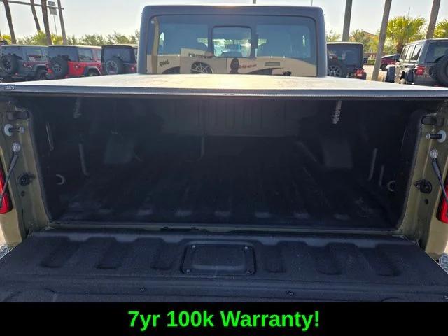 2025 Jeep Gladiator Sport