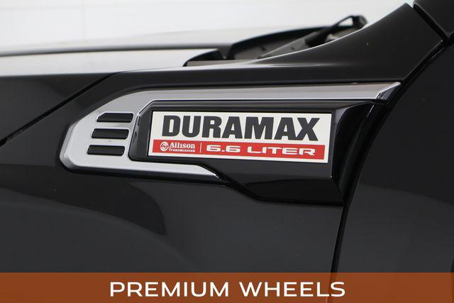 2024 GMC Sierra 2500HD 4WD Crew Cab Standard Bed Denali