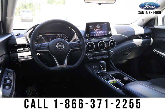 2024 Nissan Sentra SV Xtronic CVT
