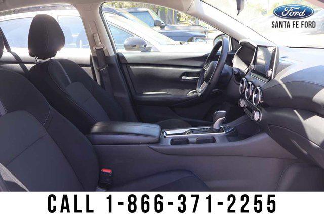 2024 Nissan Sentra SV Xtronic CVT