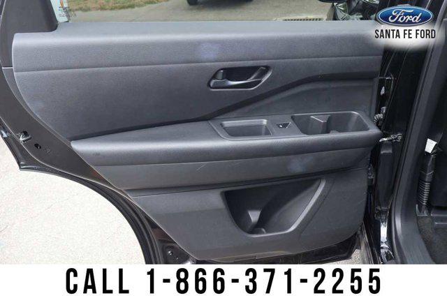2024 Nissan Pathfinder SV 4WD