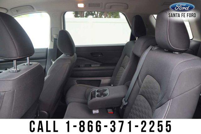 2024 Nissan Pathfinder SV 4WD