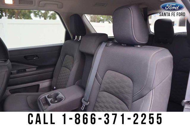 2024 Nissan Pathfinder SV 4WD