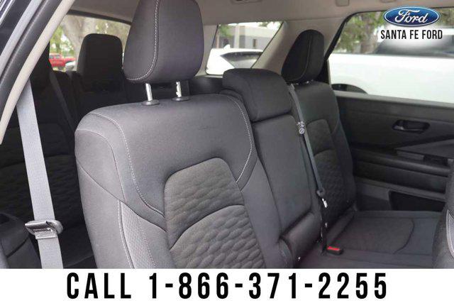2024 Nissan Pathfinder SV 4WD