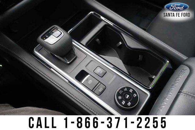 2024 Nissan Pathfinder SV 4WD