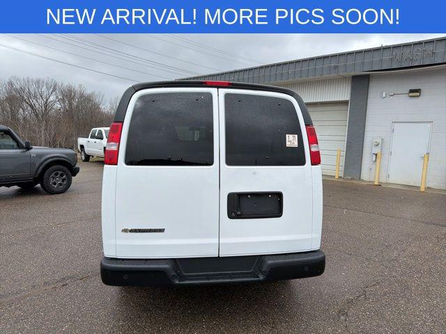 2023 Chevrolet Express Passenger RWD 3500 Extended Wheelbase LS