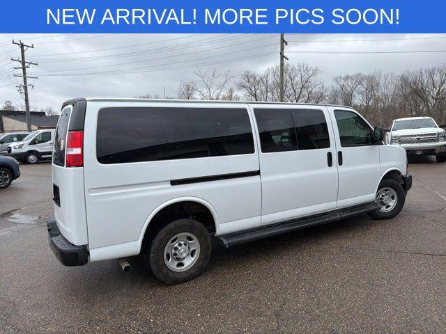 2023 Chevrolet Express Passenger RWD 3500 Extended Wheelbase LS