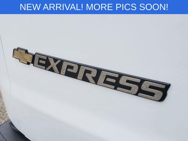 2023 Chevrolet Express Passenger RWD 3500 Extended Wheelbase LS