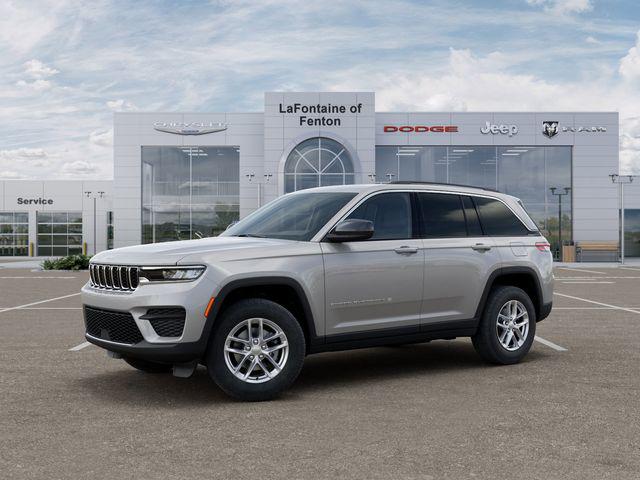 2025 Jeep Grand Cherokee GRAND CHEROKEE LAREDO X 4X4