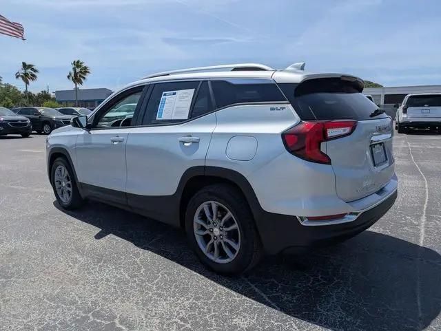 2022 GMC Terrain FWD SLT