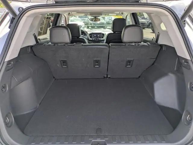2022 GMC Terrain FWD SLT