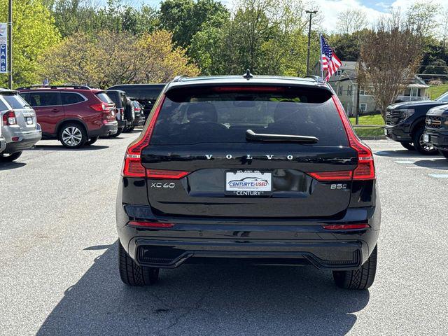 2024 Volvo XC60 B5 Plus Dark Theme