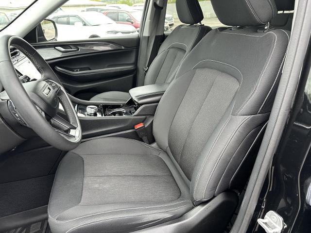 2023 Jeep Grand Cherokee L Laredo 4x4