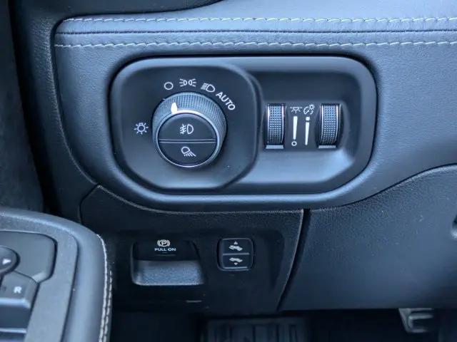 2026 Ram 1500 RHO Crew Cab 4x4 57 Box