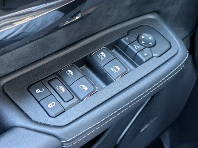 2026 Ram 1500 RHO Crew Cab 4x4 57 Box