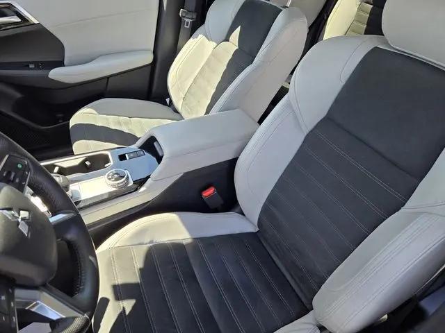2025 Mitsubishi Outlander SE 2.5 2WD