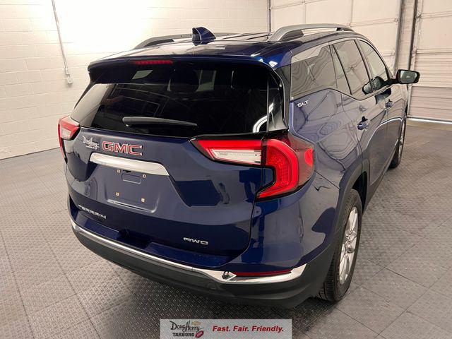 2022 GMC Terrain AWD SLT