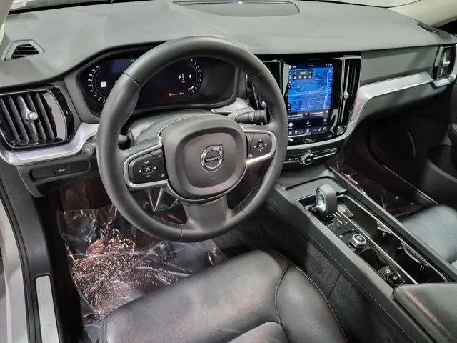 2023 Volvo S60 B5 Core Dark Theme
