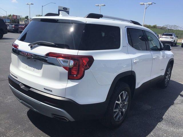 2023 GMC Acadia AWD SLT